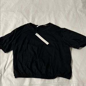 Susana Monaco Cropped Black Short Sleeve Top